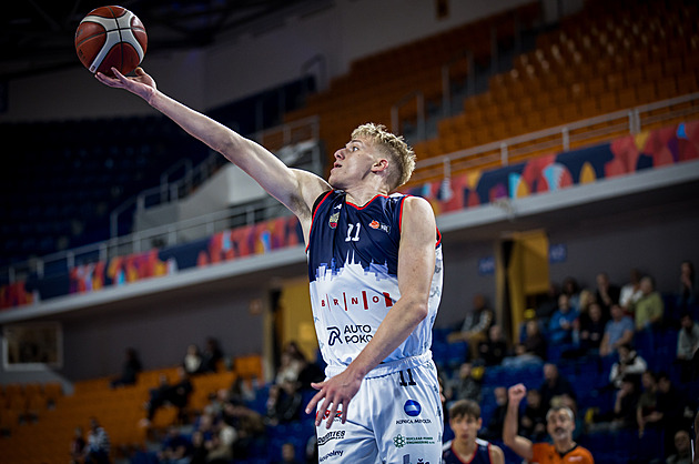 Basketbalisté Brna vyhráli i pošesté, USK porazili o více než 30 bodů
