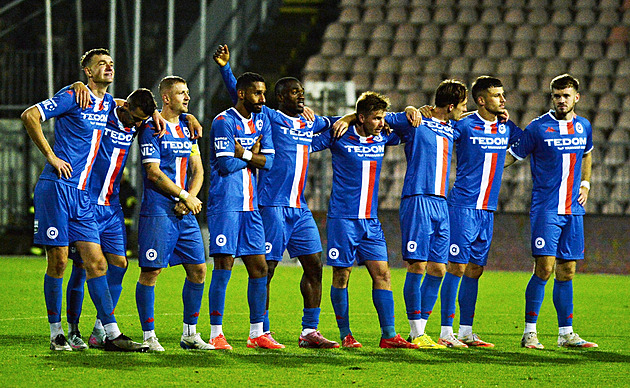 Artis je po výhře nad béčkem Slavie třetí, Chrudim promarnila dvougólové vedení