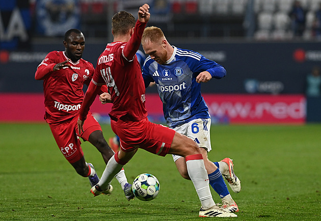 ONLINE: Olomouc - Pardubice 0:0, po poločase smírně, gól Botose neplatil
