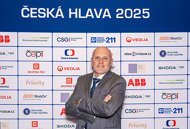 Česká hlava za čištění vod. Ministr ocenil vědce z liberecké univerzity