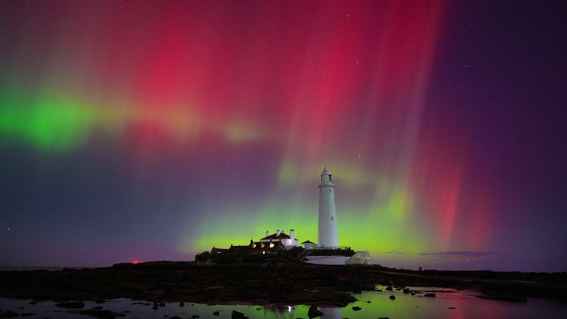 OBRAZEM: Polární záře nabídla magickou podívanou. Snímky z různých koutů světa