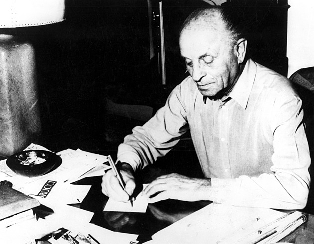 Vynálezce propisky inspirovalo cvrnkání kuliček. Úspěch slavil nejdřív u armády