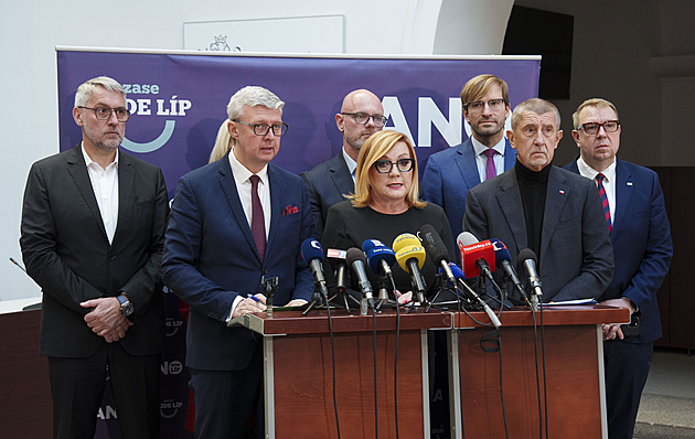 Nominace na ministerské posty schválí nová koalice v úterý, uvedl Havlíček