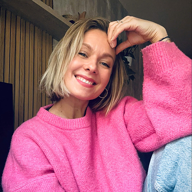 Potupné vážení a ponižování. Bývalá tanečnice odhalila praktiky konzervatoře