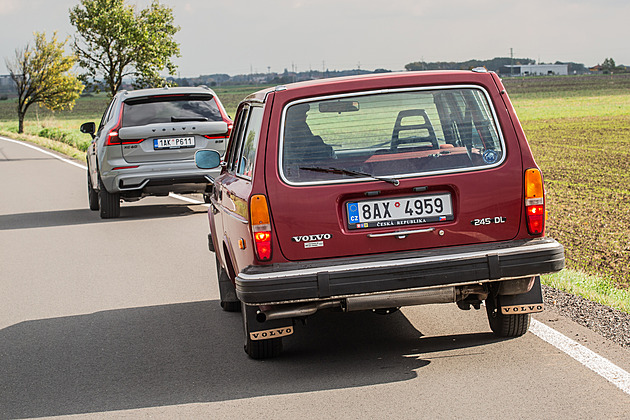 Historický milník. Slavnou cihlu Volva překonalo módní SUV