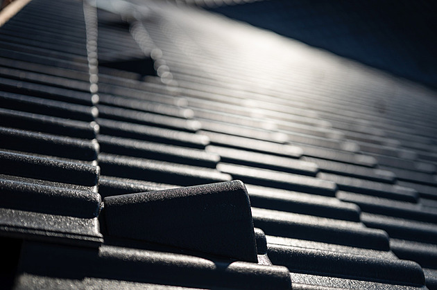 Střecha v kondici. Po extrémním počasí obvykle postačí jen malá lokální oprava