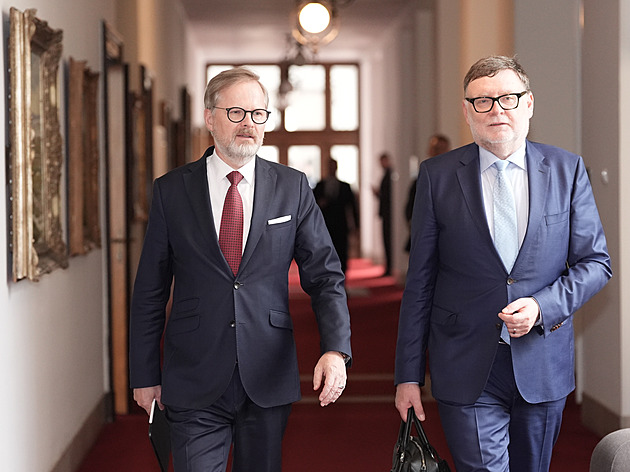 Vláda posuzuje plán nové koalice nezvýšit odvody na sociální pojištění OSVČ