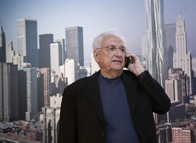 V 96 letech zemřel americký architekt Gehry, jeden z autorů Tančícího domu