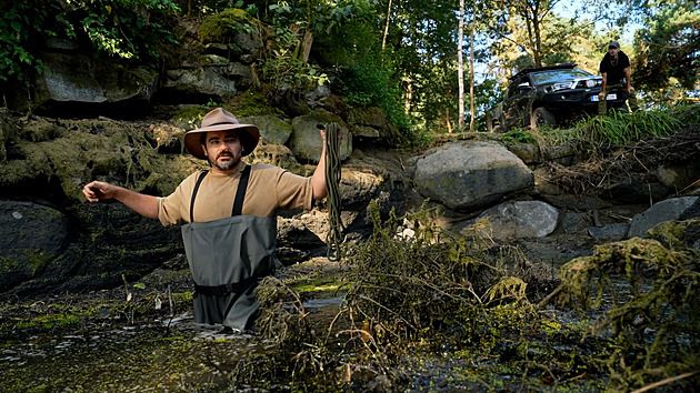 Čištění lomu není pro šampóny, chce to i fekální vůz, vyzkoušel si Vojta Kotek