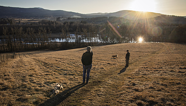Druhý den mimořádného tepla v Česku. Rekordy byly na 60 procentech stanic