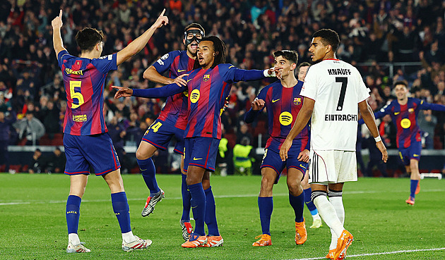 Otočky Barcelony i Bayernu, Liverpool rozhodl penaltou v závěru. Chelsea padla