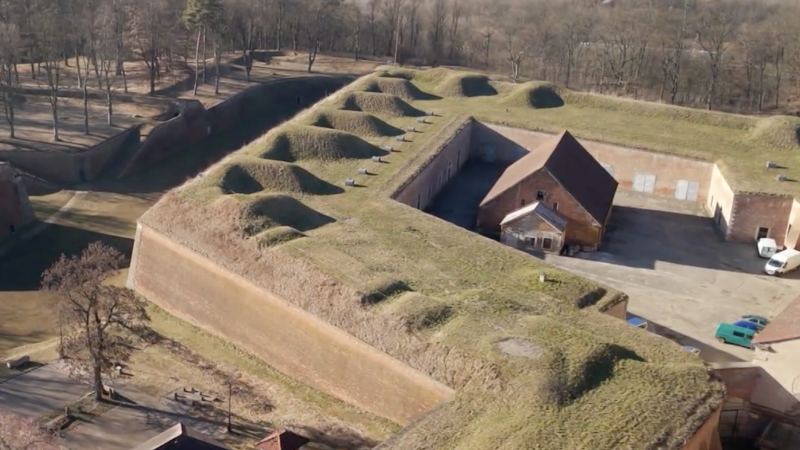 Věnné město a pevnost. Jak minulost ovlivnila tvář Jaroměře a Josefova
