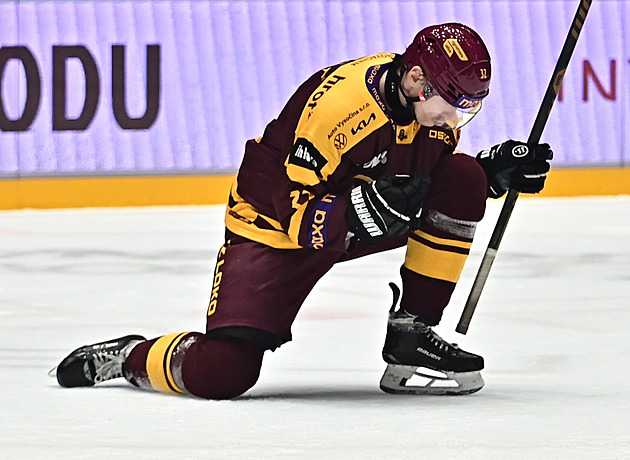 Jihlava vyhrála desátý zápas v řadě a vede o bod před Slavií, Zlín na dně