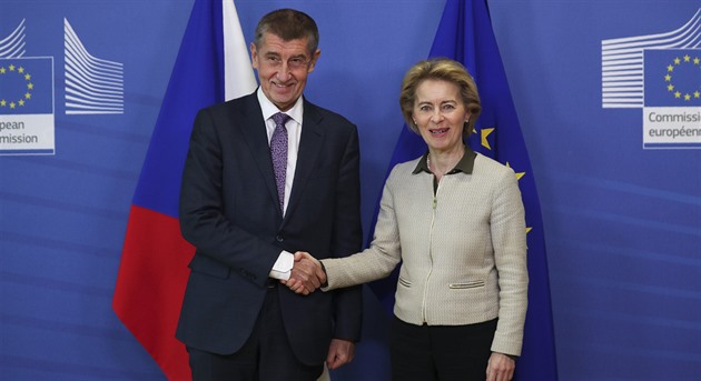 Babišova první cesta v roli premiéra. V Bruselu se setká s Leyenovou a Costou