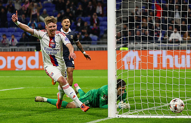 Šulc svým rozhodl o výhře Lyonu, Horníček vychytal vítězství pro Bragu