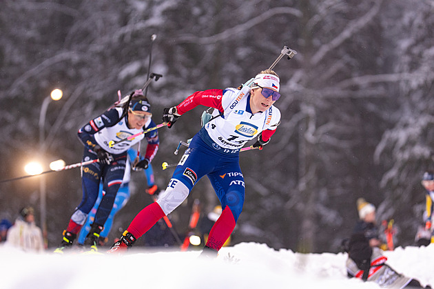 Sprint si podmanila Jeanmonnotová, nejlepší českou střelkyní opět Charvátová