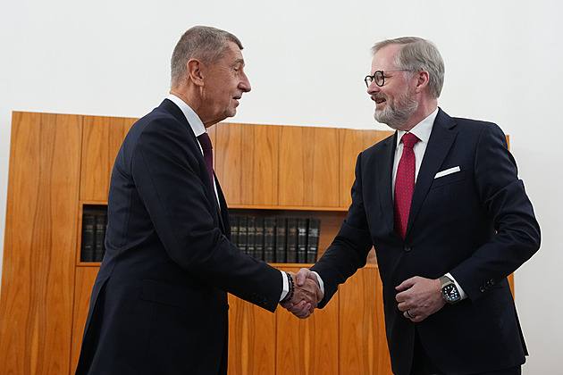 Budeme vláda všech občanů, nechceme žádných sto dnů hájení, řekl Babiš