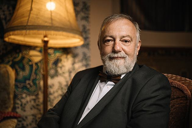 Comeback Hynka Kmoníčka. Dřív ho chtěli „poslat na Mars“, teď obsadí vlivný post