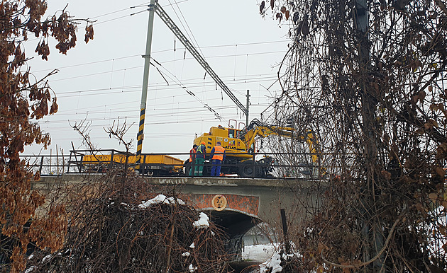 Poškodili jste most, tak plaťte. České dráhy posílají do Brna předžalobní výzvu