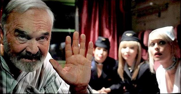 Výbuch potlačované sexuality? I tak zahraniční divák chápe film Vratné lahve