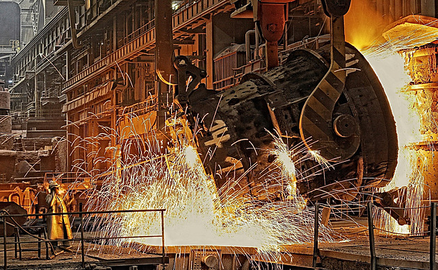 Nejisté ceny energií nutí firmy k investicím. Jen fotovoltaika většinou už nestačí