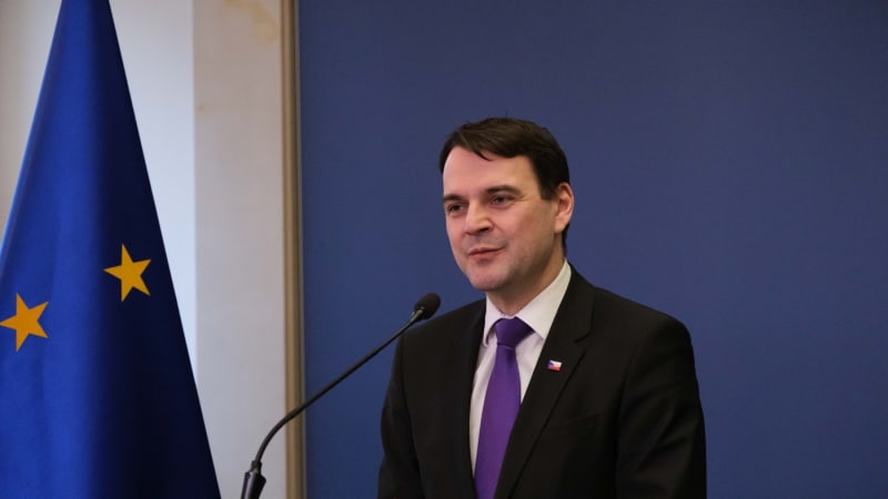 Macinka otočil: Česko výrazně posílí podporu Ukrajině. Připojí se k humanitární koalici