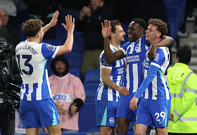 Už nechceme být hodní kluci. Fotbalisty Brightonu trénoval šampion MMA