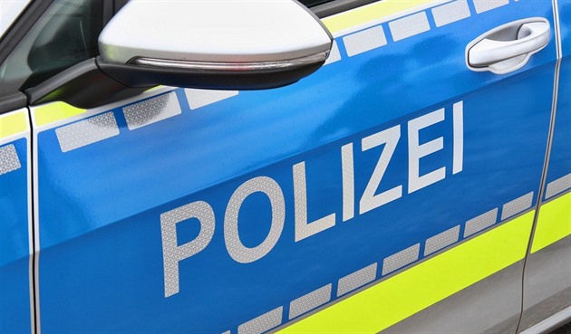 Řidič z Česka způsobil nehodu v Německu, neměl řidičák a zřejmě byl pod vlivem drog